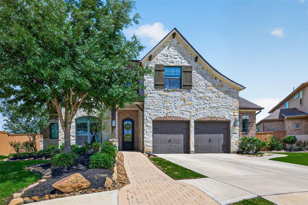 5106 Indian Pine Lane, Brookshire, TX 77423