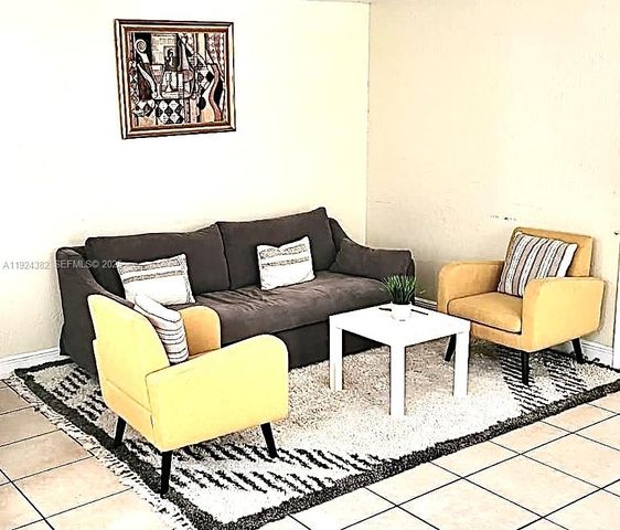 2640 NW 14th Ct, Fort Lauderdale, FL 33311