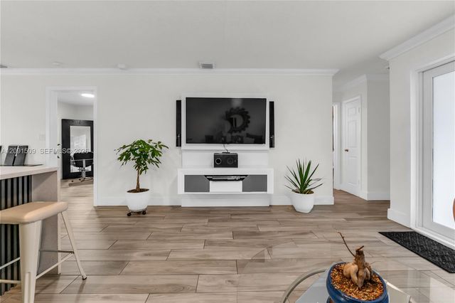 6551 Scott Street, Hollywood, FL 33024