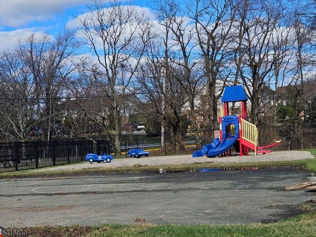 1028 Cricket Ln 1028, Woodbridge Twp., NJ 07095