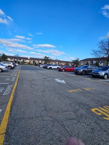 1028 Cricket Ln 1028, Woodbridge Twp., NJ 07095