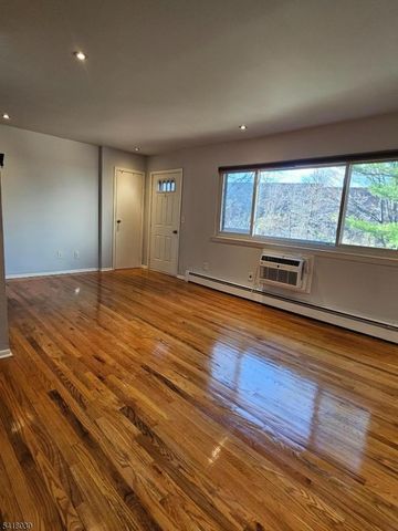 1028 Cricket Ln 1028, Woodbridge Twp., NJ 07095