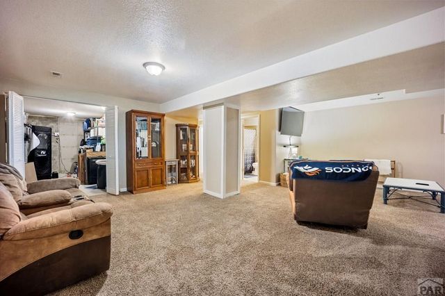 1036 S Los Charros Dr, Pueblo West, CO 81007