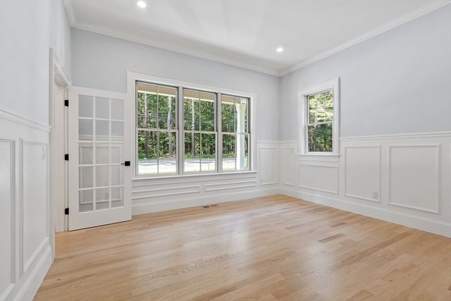 786 Main St, Hudson, MA 01749