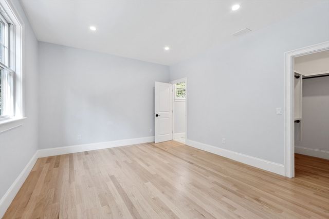786 Main St, Hudson, MA 01749