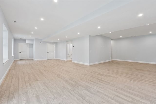 786 Main St, Hudson, MA 01749