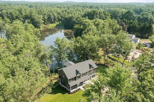 786 Main St, Hudson, MA 01749