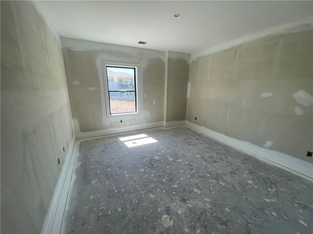 1824 Homestead Drive, Liberty, MO 64068