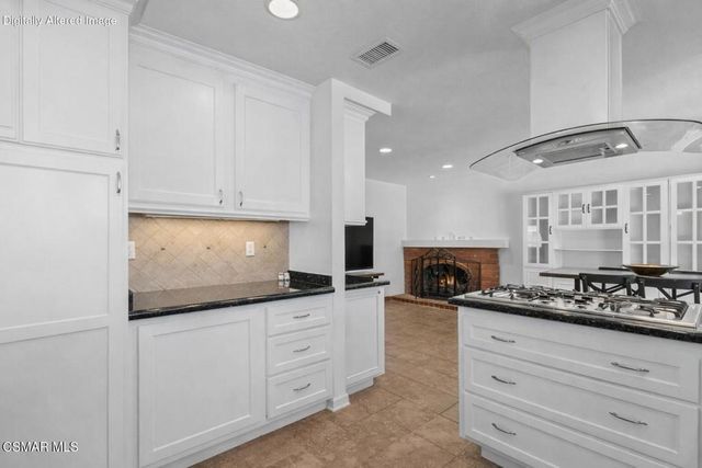 6435 Hazel Circle, Simi Valley, CA 93063