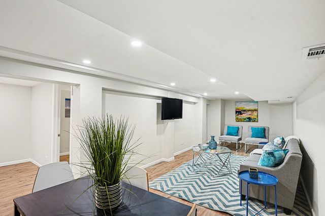 8810 S Halsted Street, Chicago, IL 60620