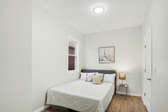 8810 S Halsted Street, Chicago, IL 60620