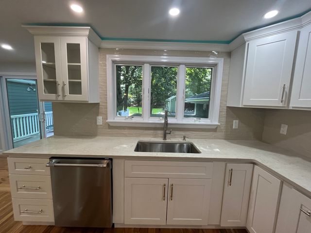 5 Carbrey Avenue, Sharon, MA 02067
