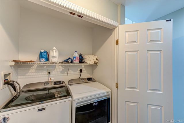 166 Grassy Pond Drive S, Smithtown, NY 11787