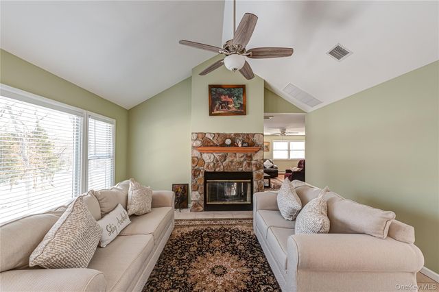 166 Grassy Pond Drive S, Smithtown, NY 11787