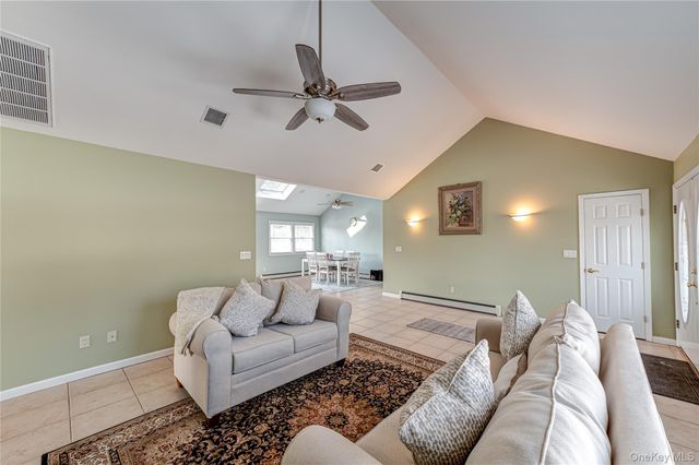 166 Grassy Pond Drive S, Smithtown, NY 11787