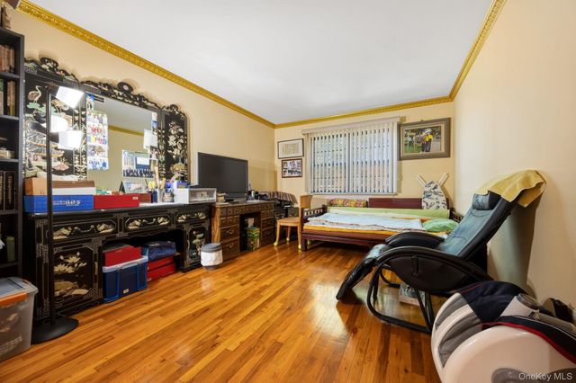 240-43 69 Avenue, Douglaston, NY 11362