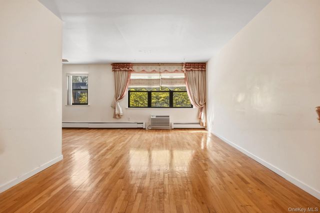240-43 69 Avenue, Douglaston, NY 11362