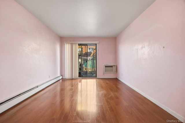 240-43 69 Avenue, Douglaston, NY 11362