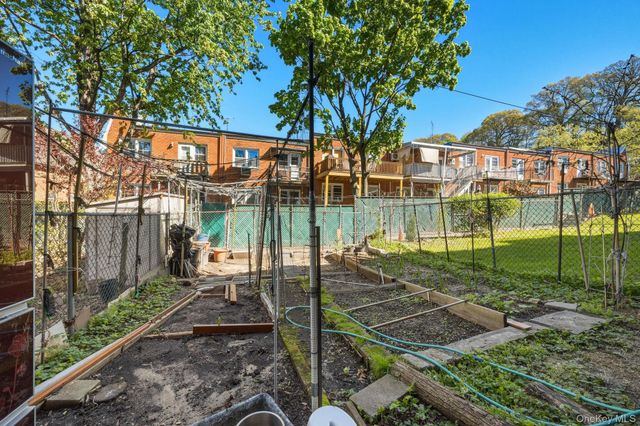 240-43 69 Avenue, Douglaston, NY 11362
