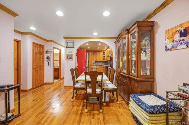 240-43 69 Avenue, Douglaston, NY 11362