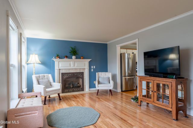 58 Wynantskill Way, Troy, NY 12180