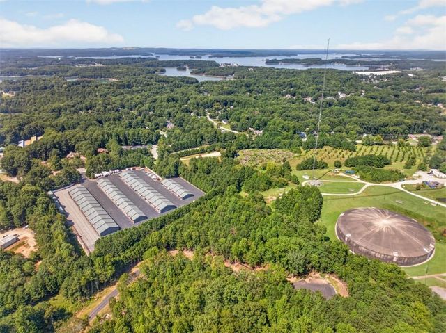 5557 Shadburn Ferry Road, Buford, GA 30518