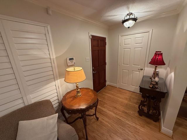 12975 Trail Hollow Dr Avenue, Houston, TX 77079