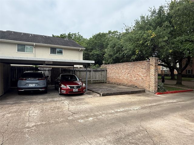 12975 Trail Hollow Dr Avenue, Houston, TX 77079
