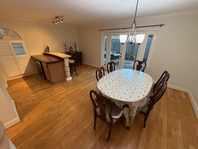 12975 Trail Hollow Dr Avenue, Houston, TX 77079