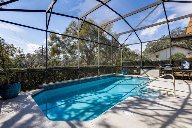 1500 E CROOKED LAKE DRIVE, Eustis, FL 32726