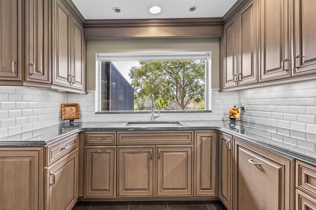 1500 E CROOKED LAKE DRIVE, Eustis, FL 32726