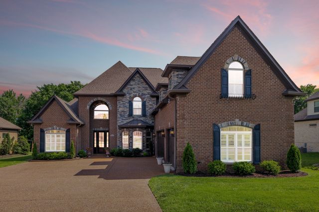 1549 Eden Rose Pl, E, Nolensville, TN 37135