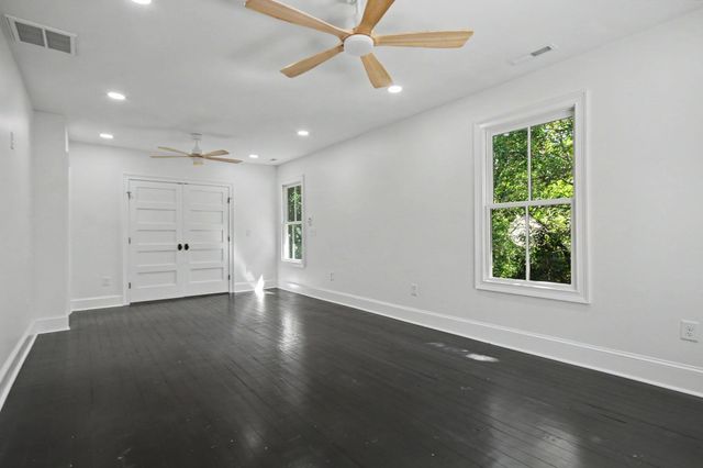 128 Wood St., Georgetown, SC 29440