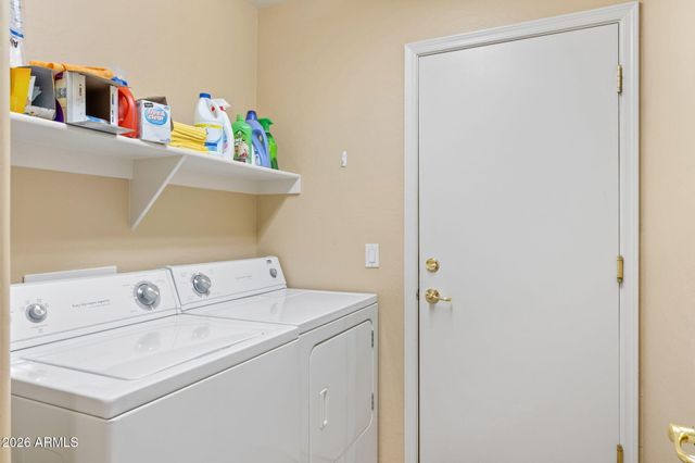 12807 W DESERT MIRAGE Drive, Peoria, AZ 85383