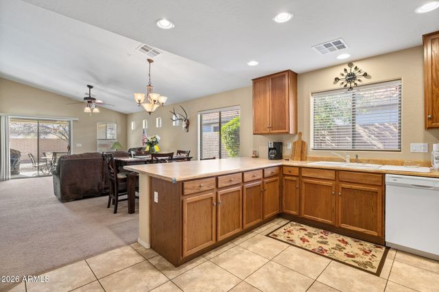 12807 W DESERT MIRAGE Drive, Peoria, AZ 85383