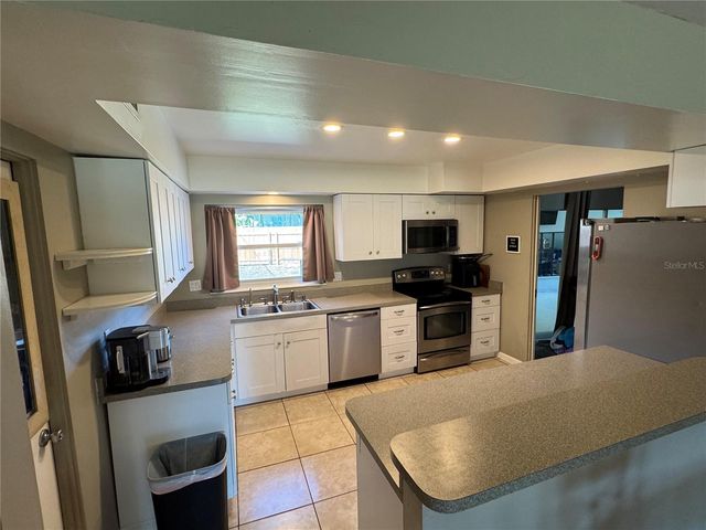 2715 HEATHER PLACE, Sarasota, FL 34235