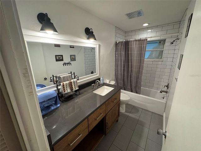 2715 HEATHER PLACE, Sarasota, FL 34235