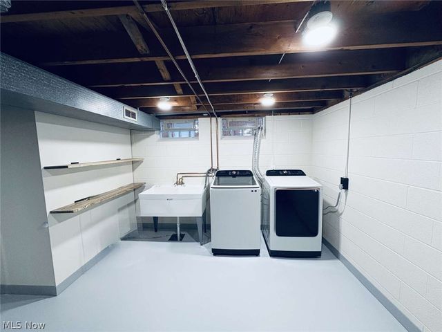 3326 Marioncliff Drive, Parma, OH 44134