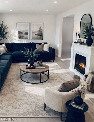 3326 Marioncliff Drive, Parma, OH 44134