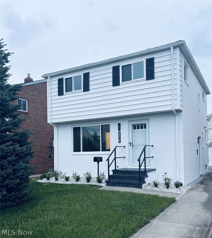 3326 Marioncliff Drive, Parma, OH 44134