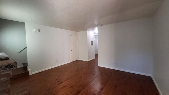 9131 Newhall Dr #74, Sacramento, CA 95826