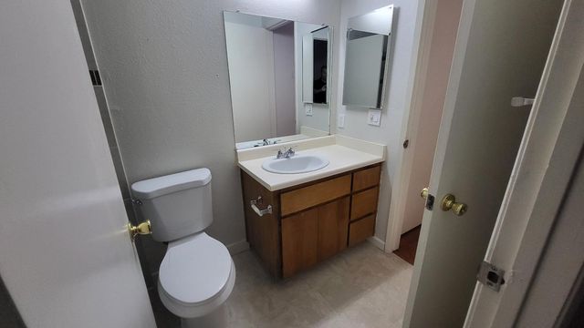 9131 Newhall Dr #74, Sacramento, CA 95826