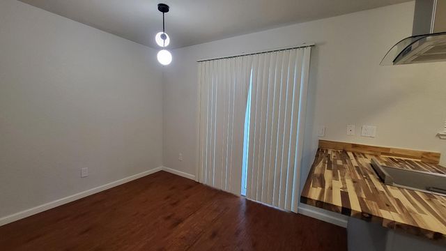 9131 Newhall Dr #74, Sacramento, CA 95826