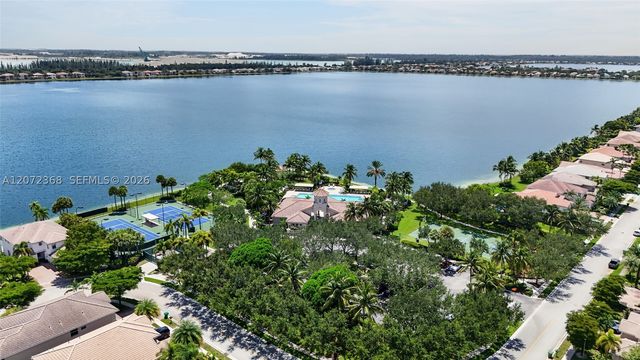 4723 SW 176th Ter, Miramar, FL 33029