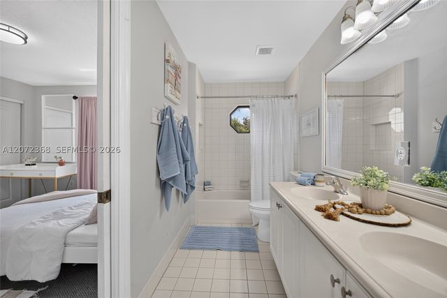 4723 SW 176th Ter, Miramar, FL 33029