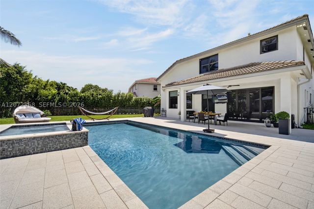 4723 SW 176th Ter, Miramar, FL 33029