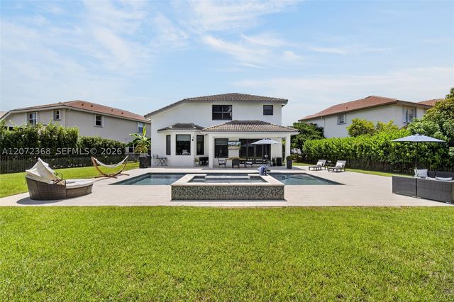 4723 SW 176th Ter, Miramar, FL 33029