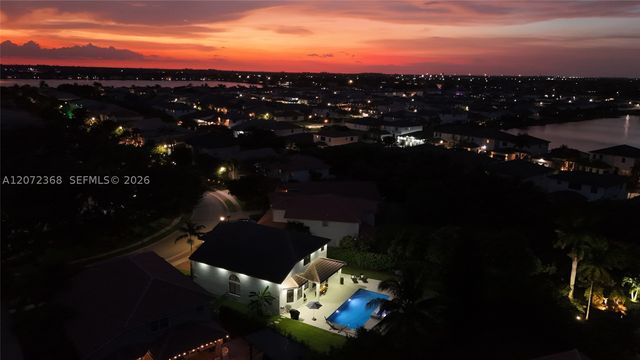 4723 SW 176th Ter, Miramar, FL 33029