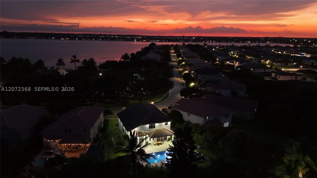 4723 SW 176th Ter, Miramar, FL 33029