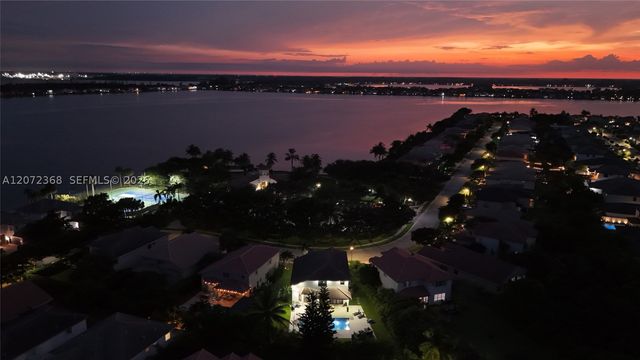 4723 SW 176th Ter, Miramar, FL 33029